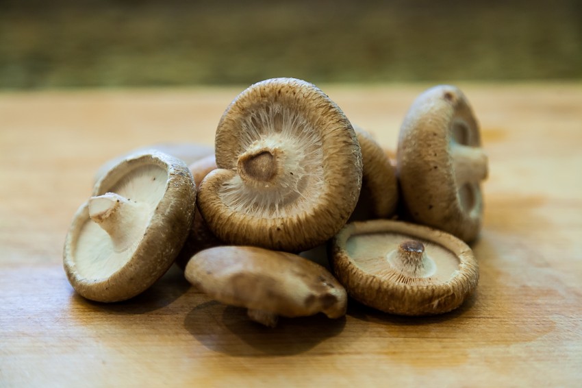 Baby Bok Choy with Shiitake Mushroom - Shiitake Mushrooms