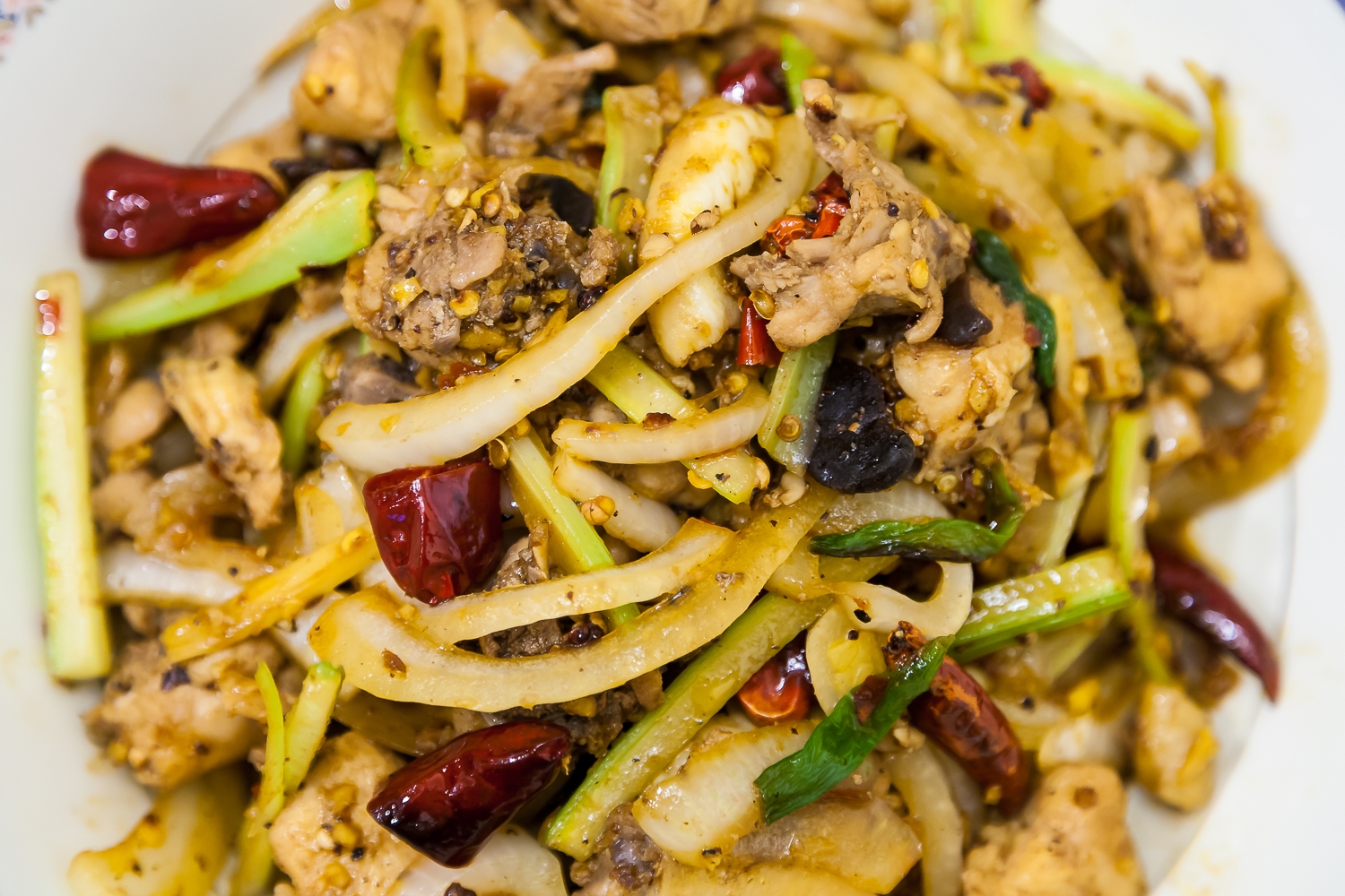 Mala (Spicy & Numbing) Dry Pot Chicken (麻辣干锅鸡 Ma La Gan Guo Ji) Asian