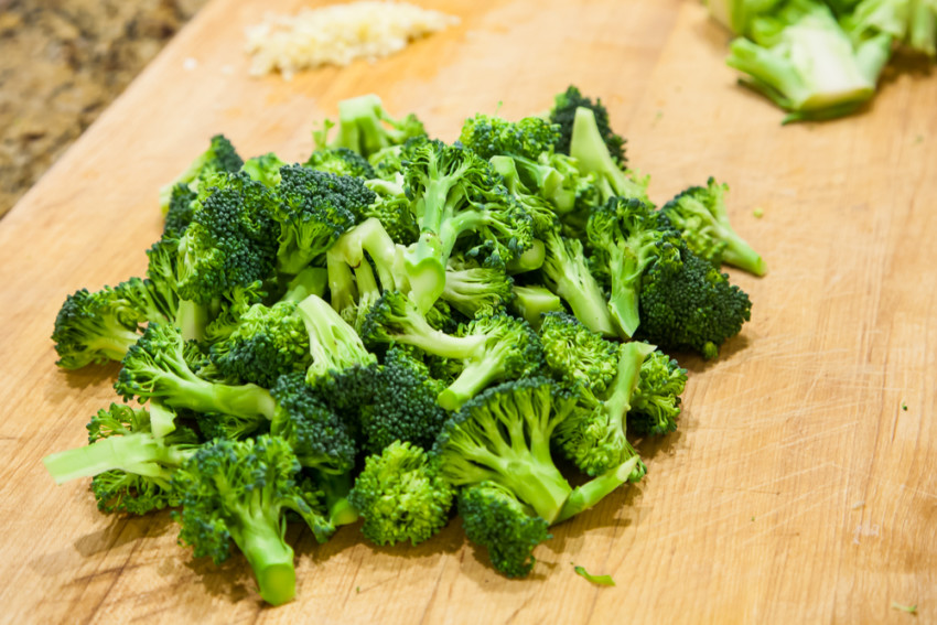 Sautéed Broccoli With Minced Garlic - Preparation