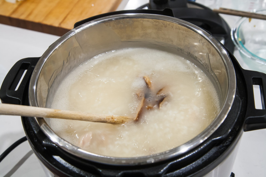 Mushroom Chicken Congee Using Instant Pot - Preparation using instant pot