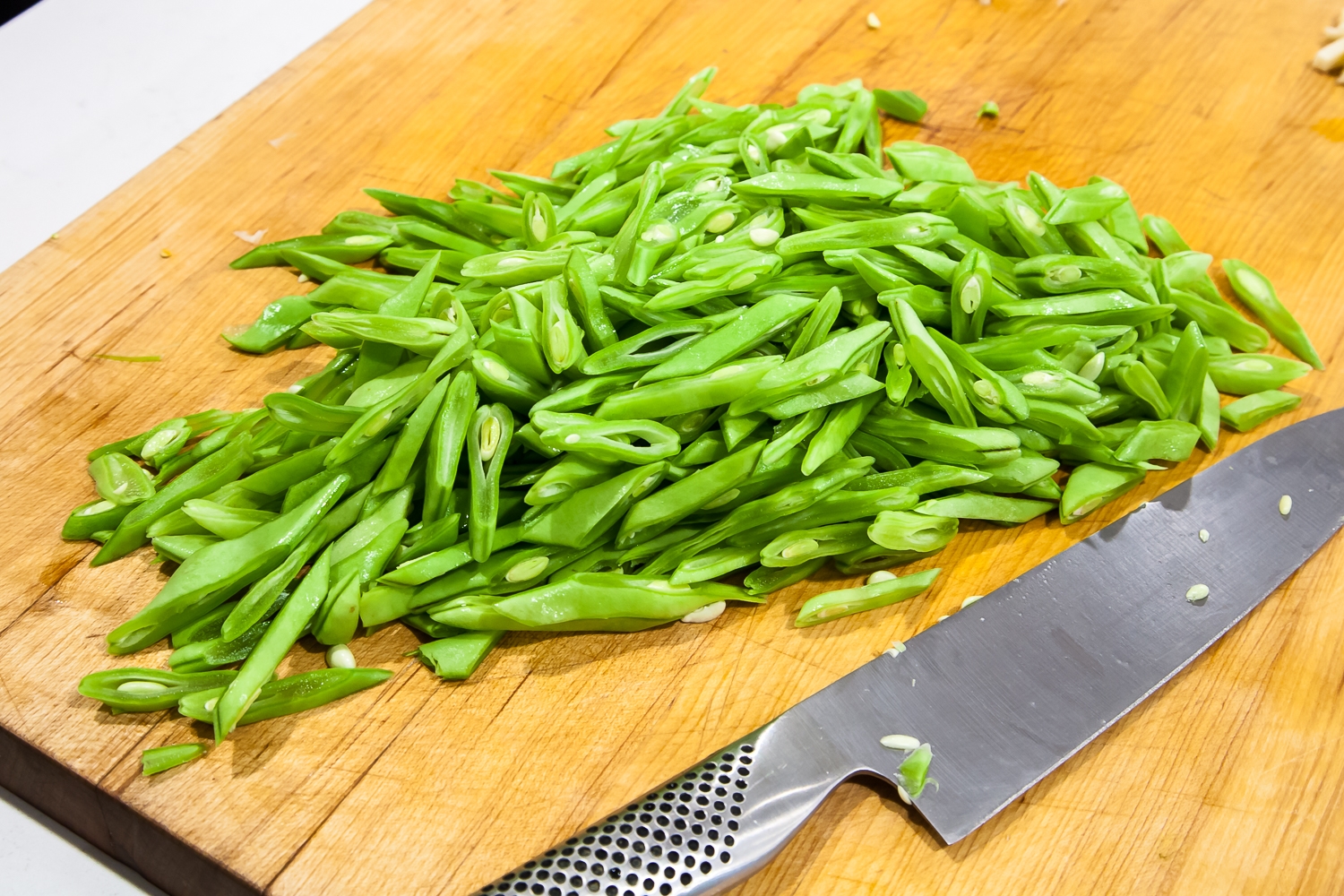 Green Beans with Pork Julienne (豆角炒肉丝) Asian Cooking Mom