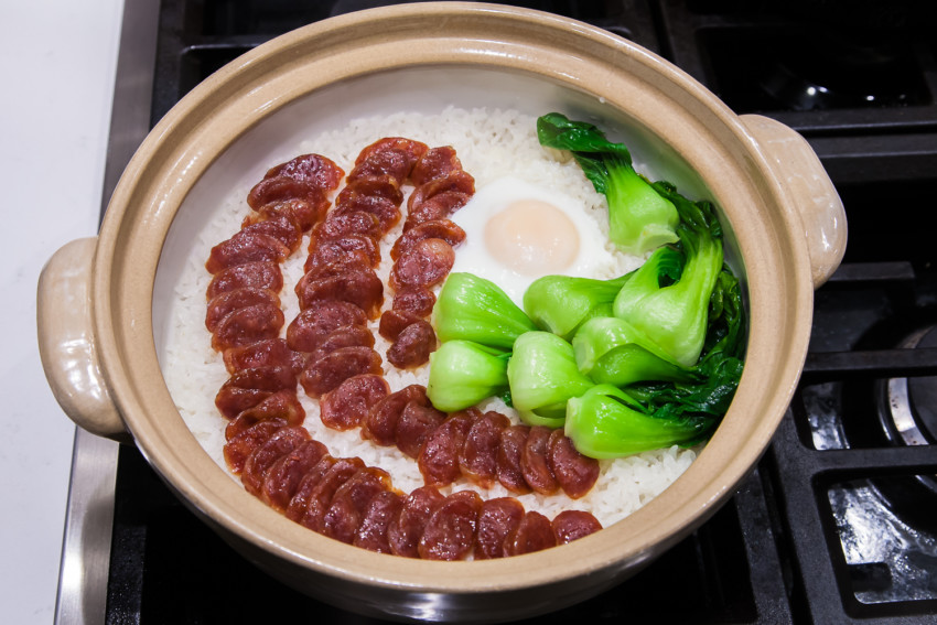 Cantonese-Style Clay Pot Rice with Sausages - Preparation