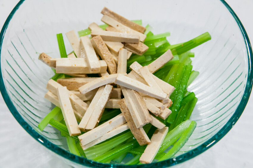 Celery Tofu Salad - Mixing