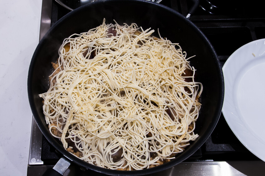 Eggplant Braised Noodles - Preparation
