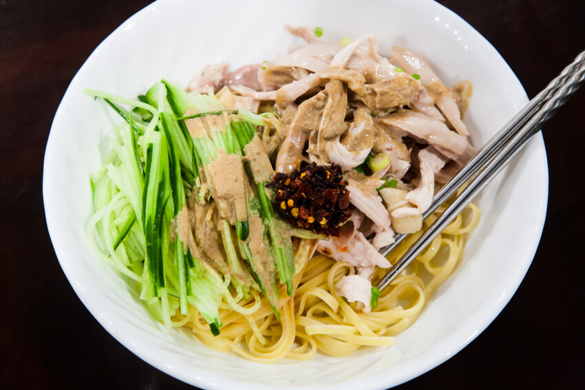 Chinese Noodles with Shredded Scallion Chicken - Completed Dish