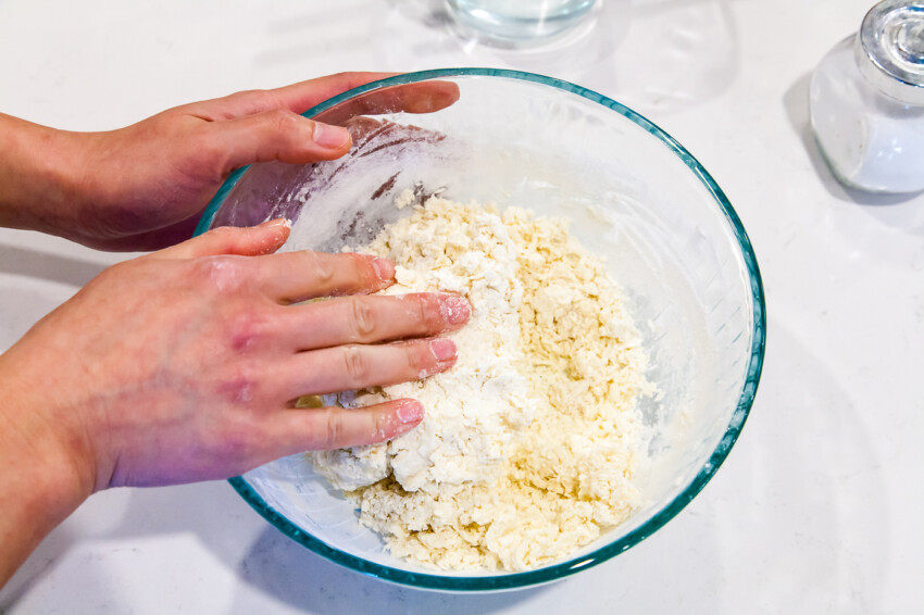 Jiu Cai He Zi Chinese Chive Pockets - preparing dough
